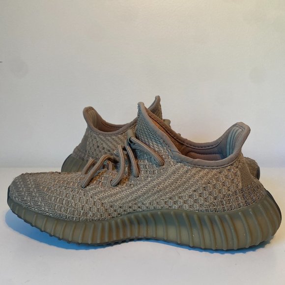 adidas Yeezy Boost 350 V2 Sand Taupe - Picture 8 of 8
